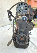 Load image into Gallery viewer, Motor VW Golf VII CRK 1.6 TDI Diesel Engine Unkomplett
