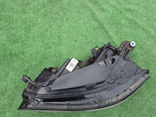 Load image into Gallery viewer, Frontscheinwerfer VW Passat B8 3G1941005B Links Scheinwerfer Headlight SCH1780830752vg