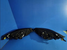 Load image into Gallery viewer, Frontscheinwerfer VW Golf VIII 5H1941005 5H1941006 LED Rechts oder Links SCH3030967427to