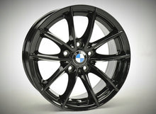 Laden Sie das Bild in den Galerie-Viewer, 4x Alufelge 17 Zoll 7.5" 5x120 32ET Glanz Schwarz 6787575 BMW F26 X3 F25 FEL6171513667dn