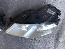 Load image into Gallery viewer, Frontscheinwerfer VW Passat 3C0941754G 3C0941753G Xenon Ein Satz Headlight SCH6356213923kd