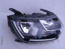 Laden Sie das Bild in den Galerie-Viewer, Frontscheinwerfer Dacia Duster 260101133R LED Rechts Scheinwerfer Headlight