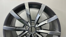 Load image into Gallery viewer, 1x Alufelge 18 Zoll 8.0" 5x112 44ET Glanz Grau 3G0601025Q VW Rim Wheel FEL1040525032mp