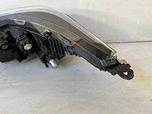 Laden Sie das Bild in den Galerie-Viewer, Frontscheinwerfer Toyota Corolla 8115002X10 Rechts Scheinwerfer Headlight SCH1800137046pq