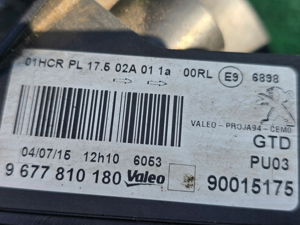 Frontscheinwerfer Peugeot 2008 9677810180 LED Links Scheinwerfer Headlight