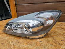 Laden Sie das Bild in den Galerie-Viewer, Frontscheinwerfer Kia Ceed 92101-1 Links Scheinwerfer Headlight