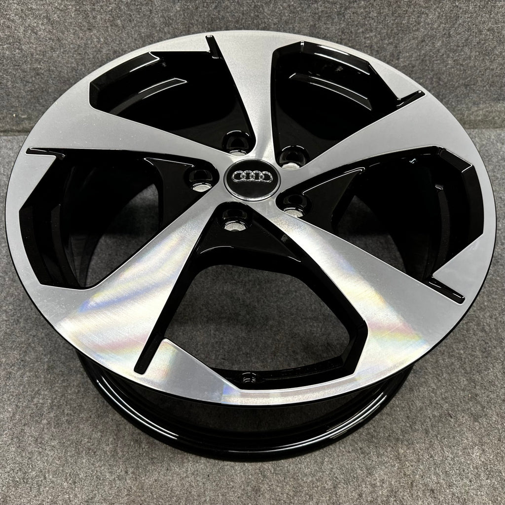 4x Alufelge 18 Zoll 7.5" 5x112 51ET Glanz Schwarz 8V0601025DB Audi A3 Rim Wheel FEL1819004361ay