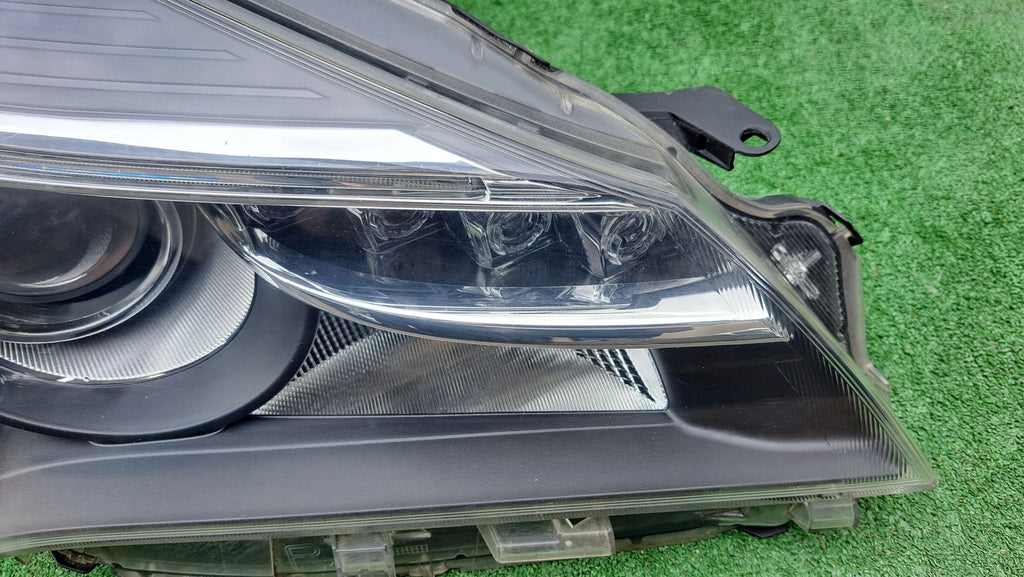 Frontscheinwerfer Toyota Yaris Rechts Scheinwerfer Headlight