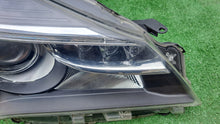 Load image into Gallery viewer, Frontscheinwerfer Toyota Yaris Rechts Scheinwerfer Headlight