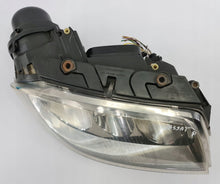 Laden Sie das Bild in den Galerie-Viewer, Frontscheinwerfer VW Passat 3B7941016Q Rechts Scheinwerfer Headlight