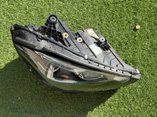 Laden Sie das Bild in den Galerie-Viewer, Frontscheinwerfer Mercedes-Benz W205 W206 A2069064003 Full LED Rechts Headlight SCH5481155449mw