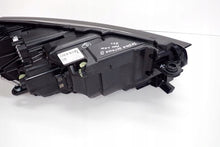 Laden Sie das Bild in den Galerie-Viewer, Frontscheinwerfer Skoda Octavia IV 5E4941035 Links Scheinwerfer Headlight SCH6207163546ue