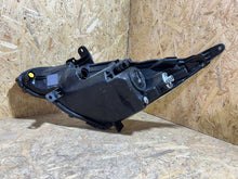 Laden Sie das Bild in den Galerie-Viewer, Frontscheinwerfer Toyota Aygo 811300H131 Rechts Scheinwerfer Headlight SCH2811115344op