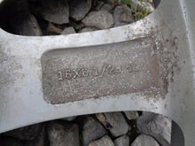 Laden Sie das Bild in den Galerie-Viewer, 1x Alufelge 16 Zoll 6.5&quot; 5x114.3 9965D06560 Mazda 3 Bm Rim Wheel