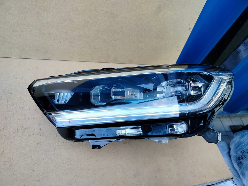 Frontscheinwerfer VW T-Roc 2GA941035AF Links Scheinwerfer Headlight