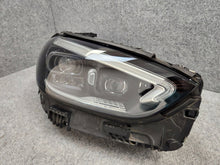 Laden Sie das Bild in den Galerie-Viewer, Frontscheinwerfer Mercedes-Benz W206 A2069063003 LED Rechts Headlight SCH5662699663ql