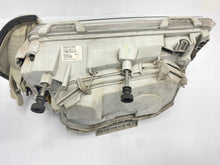 Laden Sie das Bild in den Galerie-Viewer, Frontscheinwerfer Eagle W124 30343287 Ein Satz Scheinwerfer Headlight SCH2123985672db
