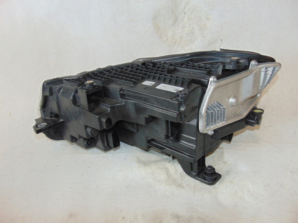 Frontscheinwerfer VW Caddy V 2K8941036R LED Rechts Scheinwerfer Headlight SCH9620093337io