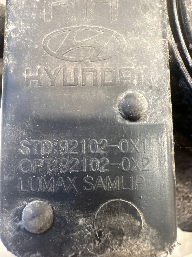 Frontscheinwerfer Hyundai I10 921020X1 921020X2 Rechts Scheinwerfer Headlight