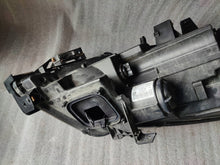 Laden Sie das Bild in den Galerie-Viewer, Frontscheinwerfer Opel Zafira C 13399860 Xenon Links Scheinwerfer Headlight