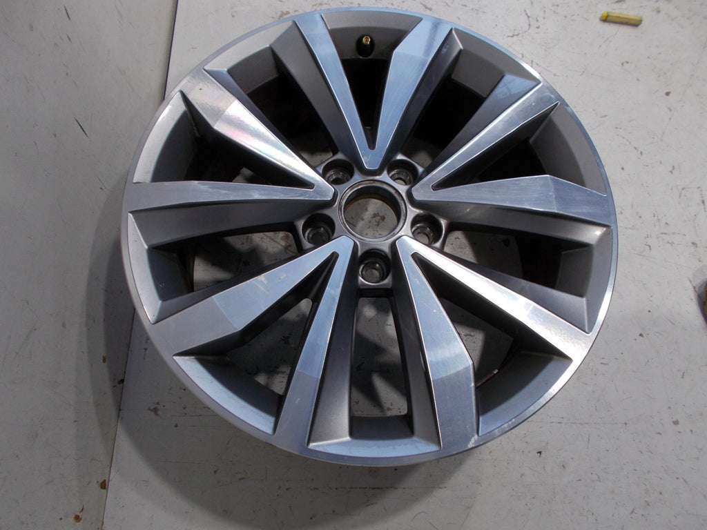 1x Alufelge 17 Zoll 6.5" 5x112 45ET Glanz 2GA601025B VW T-Roc Rim Wheel FEL4708022756jl
