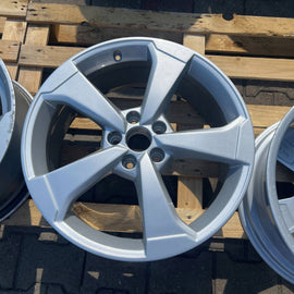 1x Alufelge 19 Zoll 5x112 8V0601025ES Audi A3 Rim Wheel FEL1055851712en
