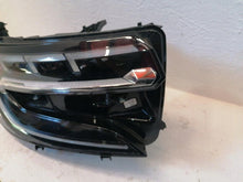 Laden Sie das Bild in den Galerie-Viewer, Frontscheinwerfer Renault 260103381 LED Rechts Scheinwerfer Headlight SCH5245933110cg