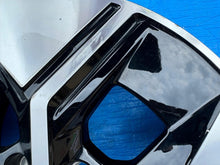 Laden Sie das Bild in den Galerie-Viewer, 1x Alufelge 17 Zoll 7.0" 5x108 47 5ET S1TC-B1A Ford Rim Wheel FEL2740175012ep
