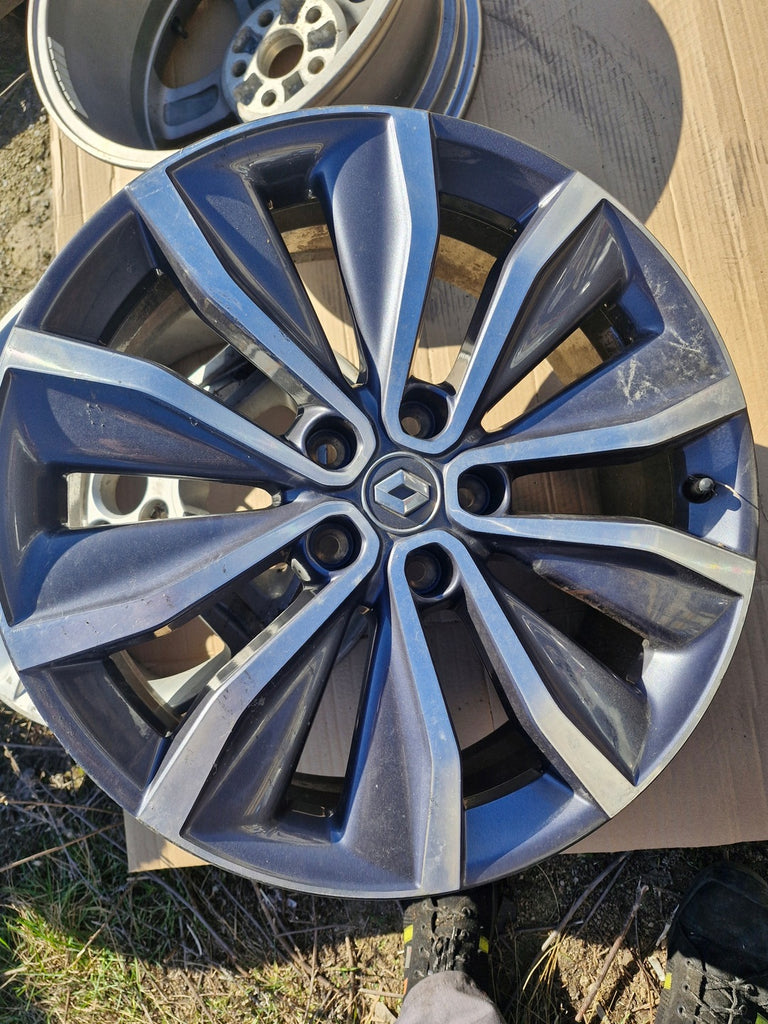 1x Alufelge 16 Zoll 6.5" 4x100 44ET Glanz Silber 403005079 Renault Rim Wheel