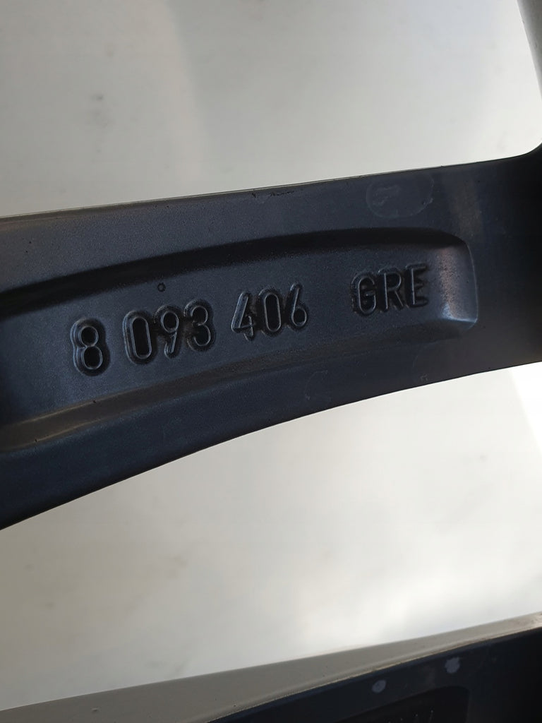 1x Alufelge 18 Zoll 9.0" 5x112 44ET Glanz 8093916 BMW 5 G31 G30 Rim Wheel