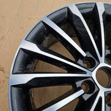 Laden Sie das Bild in den Galerie-Viewer, 1x Alufelge 18 Zoll 7.0" 5x112 43ET Schwarz 565601025L 565601025E Skoda Kodiaq FEL5195224162vu