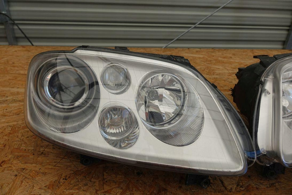 Frontscheinwerfer VW Touran Caddy 0301205272 1T0941032K Ein Satz Headlight SCH4717850199nt