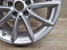 Laden Sie das Bild in den Galerie-Viewer, 1x Alufelge 17 Zoll 5x112 6856061 BMW X1 F48 Rim Wheel FEL6431395865rn
