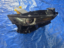 Laden Sie das Bild in den Galerie-Viewer, Frontscheinwerfer Mazda Cx-30 Cx30 DFR751030 Rechts Scheinwerfer Headlight SCH6803928132lo