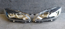 Laden Sie das Bild in den Galerie-Viewer, Frontscheinwerfer Ford Kuga LV4B13E014CE LV4B13E015CE Ein Satz Headlight SCH9458968966oq