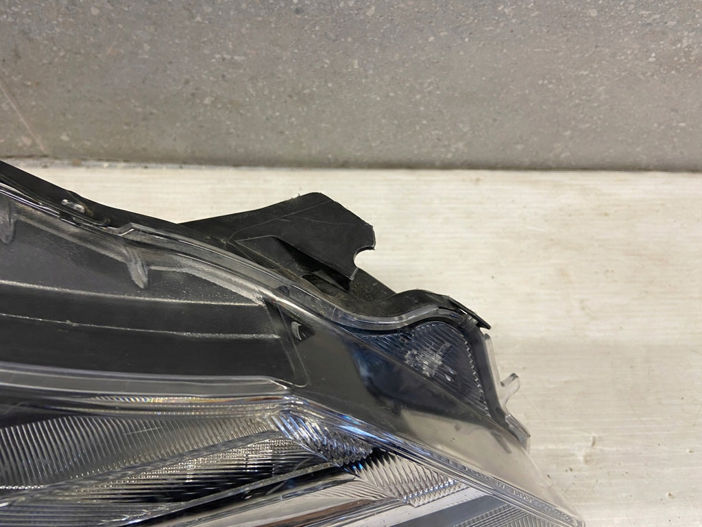 Frontscheinwerfer Toyota Yaris Rechts Scheinwerfer Headlight