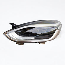 Laden Sie das Bild in den Galerie-Viewer, Frontscheinwerfer Ford Fiesta J1BB-13101-AD Full LED Links Headlight