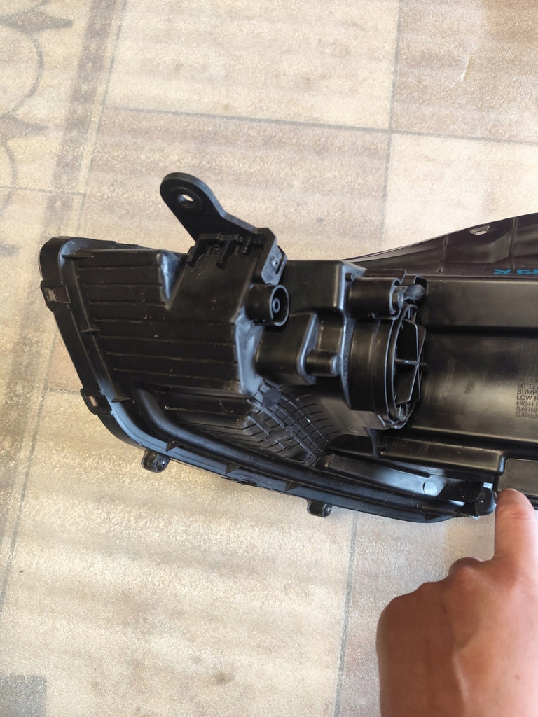 Frontscheinwerfer Hyundai Ix20 921021K000 Ein Stück (Rechts oder Links)