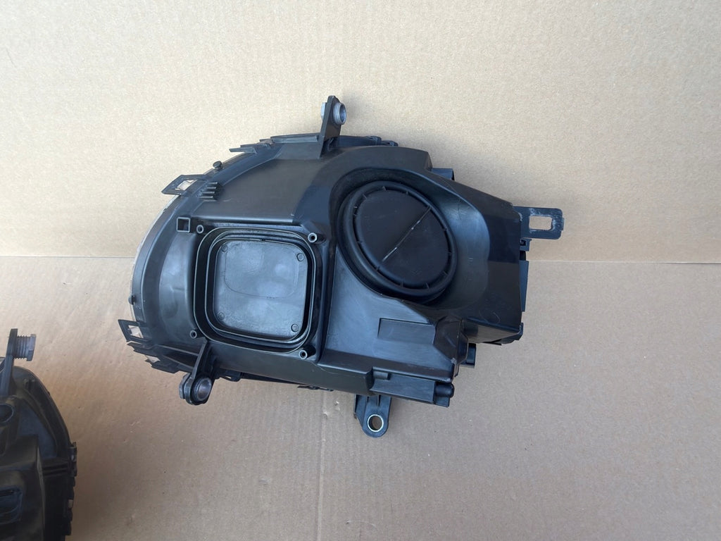 Frontscheinwerfer Mini R57 R55 R56 0301225304 0301225303 Ein Satz Headlight SCH9258206843su