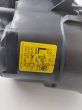 Laden Sie das Bild in den Galerie-Viewer, Frontscheinwerfer VW Polo IV 6Q1941007M Links Scheinwerfer Headlight