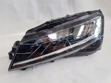 Laden Sie das Bild in den Galerie-Viewer, Frontscheinwerfer Skoda Superb III 3V1941015D LED Links Scheinwerfer Headlight