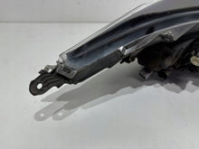 Laden Sie das Bild in den Galerie-Viewer, Frontscheinwerfer Toyota Corolla 8115002S70 Links Scheinwerfer Headlight SCH6193070425wy