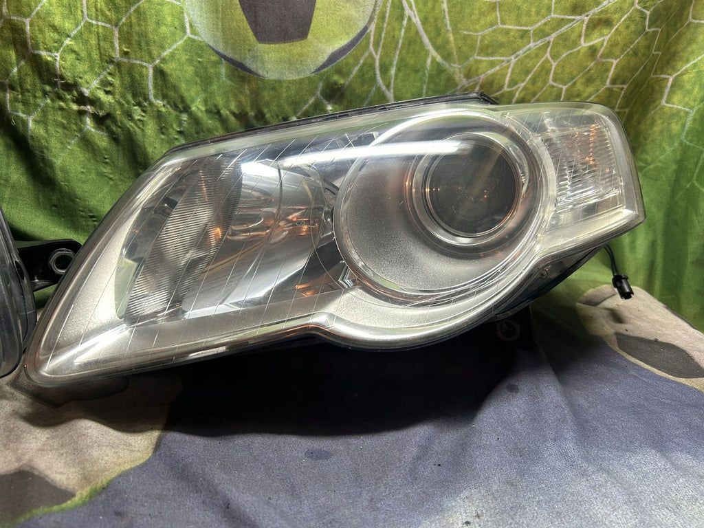 Frontscheinwerfer VW Passat 3C0941005J 3C0941006J Ein Satz Headlight SCH9056272521km