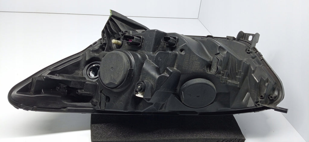 Frontscheinwerfer Renault Captur I 260105066R 030128120200 1305631307 Rechts SCH2546311906ad