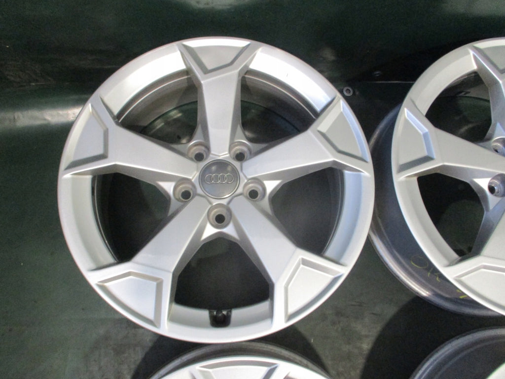 4x Alufelge 17 Zoll 6.5" 5x112 38ET Glanz Silber 83A601025AL Audi Rim Wheel FEL8958983621ui