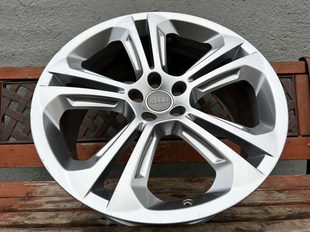 1x Alufelge 20 Zoll 8.5" 5x112 33ET Glanz Graphit 8R0601025Q Audi Q5 Rim Wheel FEL5989233938ui