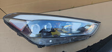 Load image into Gallery viewer, Frontscheinwerfer Hyundai Tucson 92102-D7201 92102-D7200 LED Ein Satz Headlight SCH9906364664ln