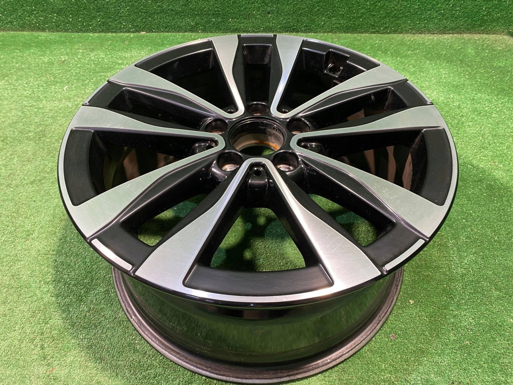 1x Alufelge 17 Zoll 8.0" 5x112 49 5ET A2064016100 Mercedes-Benz W206 Rim Wheel FEL3876303520dg