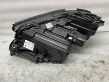 Laden Sie das Bild in den Galerie-Viewer, Frontscheinwerfer Mercedes-Benz W205 A2139067806 LED Rechts Headlight SCH4910598136rh