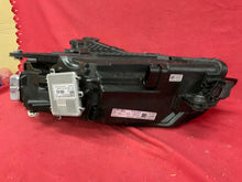 Laden Sie das Bild in den Galerie-Viewer, Frontscheinwerfer Skoda Superb III 3V1941016D Full LED Rechts Headlight SCH4571612706jg